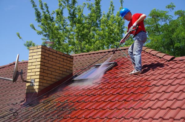 Hickory Roof Cleaning